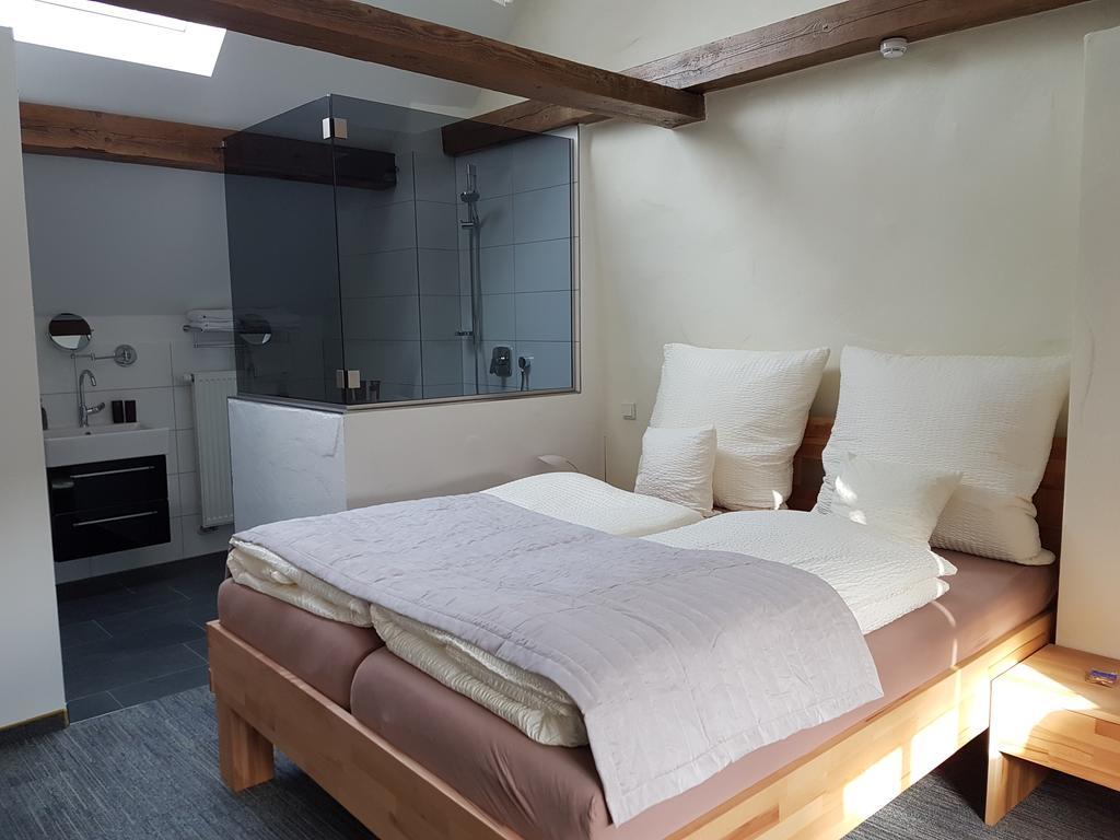 Hotel Alter Winzerhof Weisenheim Am Berg E.K. Zewnętrze zdjęcie