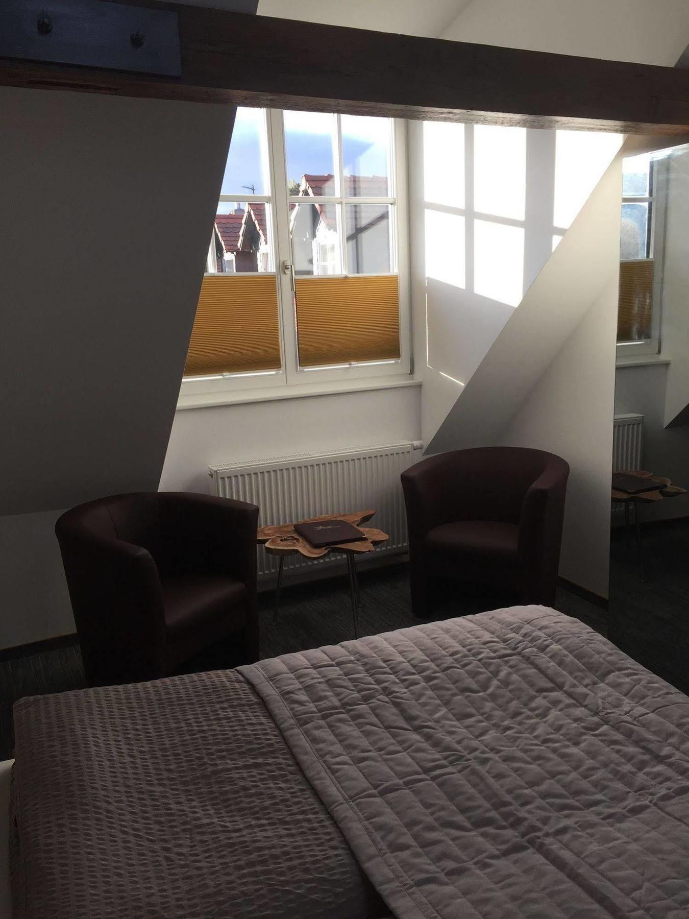 Hotel Alter Winzerhof Weisenheim Am Berg E.K. Zewnętrze zdjęcie