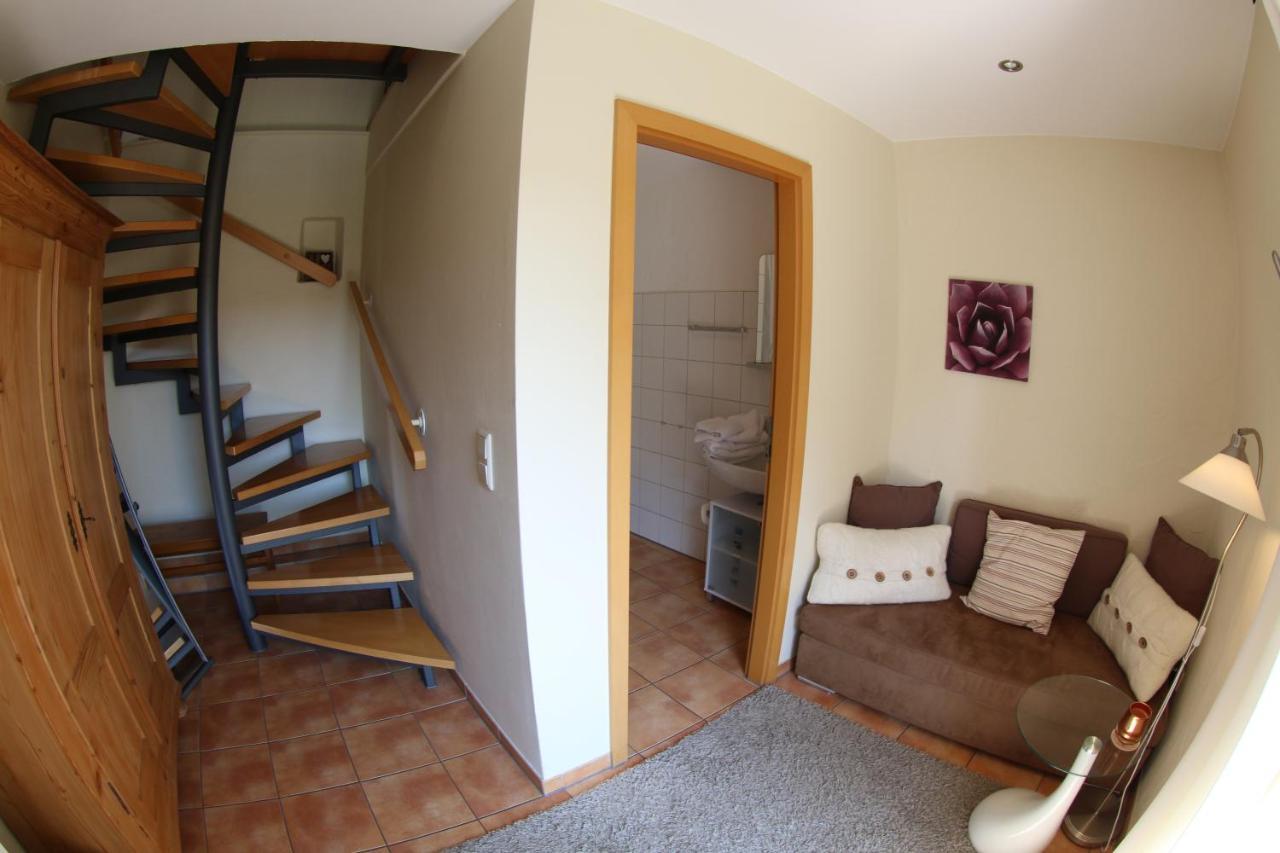 Hotel Alter Winzerhof Weisenheim Am Berg E.K. Zewnętrze zdjęcie